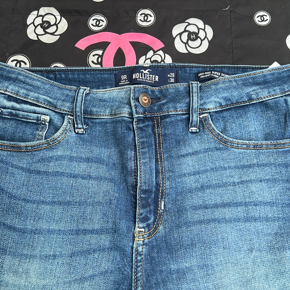 Hollister Jeans